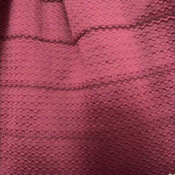 Charlotte Russe high waist Structured A line skirt - Picture 4 of 5